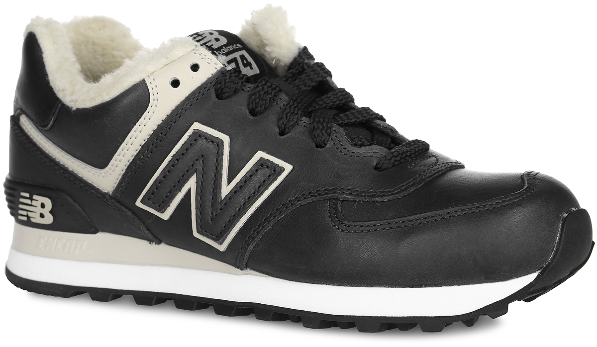 Кроссовки мужские New Balance 574, цвет: черный. ML574BL/D. Размер 4 (36)ML574BL/D Кроссовки мужские New Balance 574, цвет: черный. ML574BL/D. Размер 4 (36)ML574BL/DУтепленные мужские кроссовки 574 от New Balance - идеальная модель для активных людей в холодную погоду. Верх модели выполнен из натуральной кожи и нейлона со вставками из искусственной кожи. По бокам модель оформлена нашивками в виде фирменного логотипа бренда, на язычке - фирменной нашивкой, на заднике - вышитым названием бренда. Удобная шнуровка надежно зафиксирует модель на ноге. Подкладка из искусственного меха и стелька из материала ЭВА с поверхностью из искусственного меха не дадут ногам замерзнуть. Перфорация на стельке позволяет ногам дышать. Промежуточная подошва из материала ЭВА амортизирует каждый шаг. Благодаря технологии Encap значительно снижается нагрузка на пятку и позвоночник.Подошва с рельефным протектором обеспечивает идеальное сцепление с любыми поверхностями. В таких кроссовках вашим ногам будет тепло и комфортно.