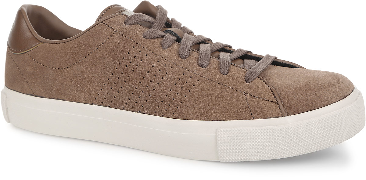 Кеды мужские adidas Neo Daily Line, цвет: коричневый. AW4711. Размер 7,5 (40)AW4711 Кеды мужские adidas Neo Daily Line, цвет: коричневый. AW4711. Размер 7,5 (40)AW4711Модные мужские кеды Daily Line от adidas Neo придутся вам по душе. Верх выполнен из натуральной и искусственной кожи. Язычок и задник оформлены нашивками с названием бренда, боковые стороны - перфорацией. Стелька из материала ЭВА с текстильной поверхностью комфортна при движении в течение всего дня. Классическая шнуровка надежно зафиксирует модель на ноге. Резиновая подошва с рифлением гарантирует идеальное сцепление с любыми поверхностями.В таких кедах вашим ногам будет комфортно и уютно.