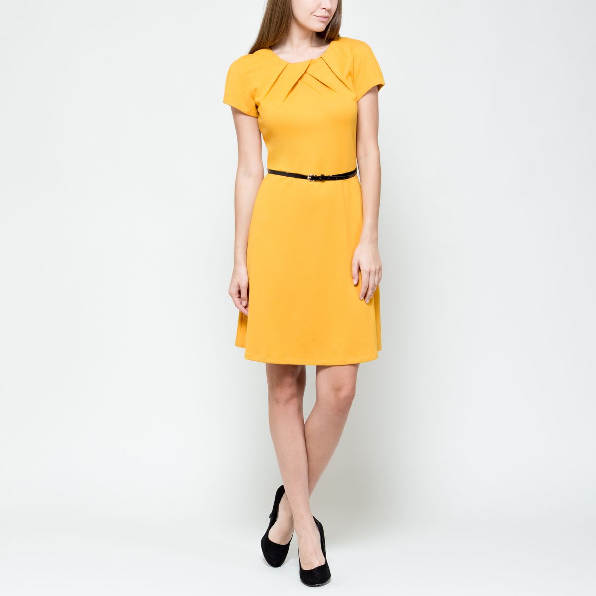 Платье Sela Collection, цвет: горчичный. Dks-117/1015-6391. Размер L (48)Dks-117/1015-6391 Платье Sela Collection, цвет: горчичный. Dks-117/1015-6391. Размер L (48)Dks-117/1015-6391Платье Sela Collection выполнено из полиэстера с добавлением вискозы и эластана. Модель с круглым вырезом горловины и короткими рукавами-реглан застёгивается на потайную застежку-молнию расположенную в среднем шве спинки. Платье-мили спереди оформлено мягкими складками и дополнен узким пояском.