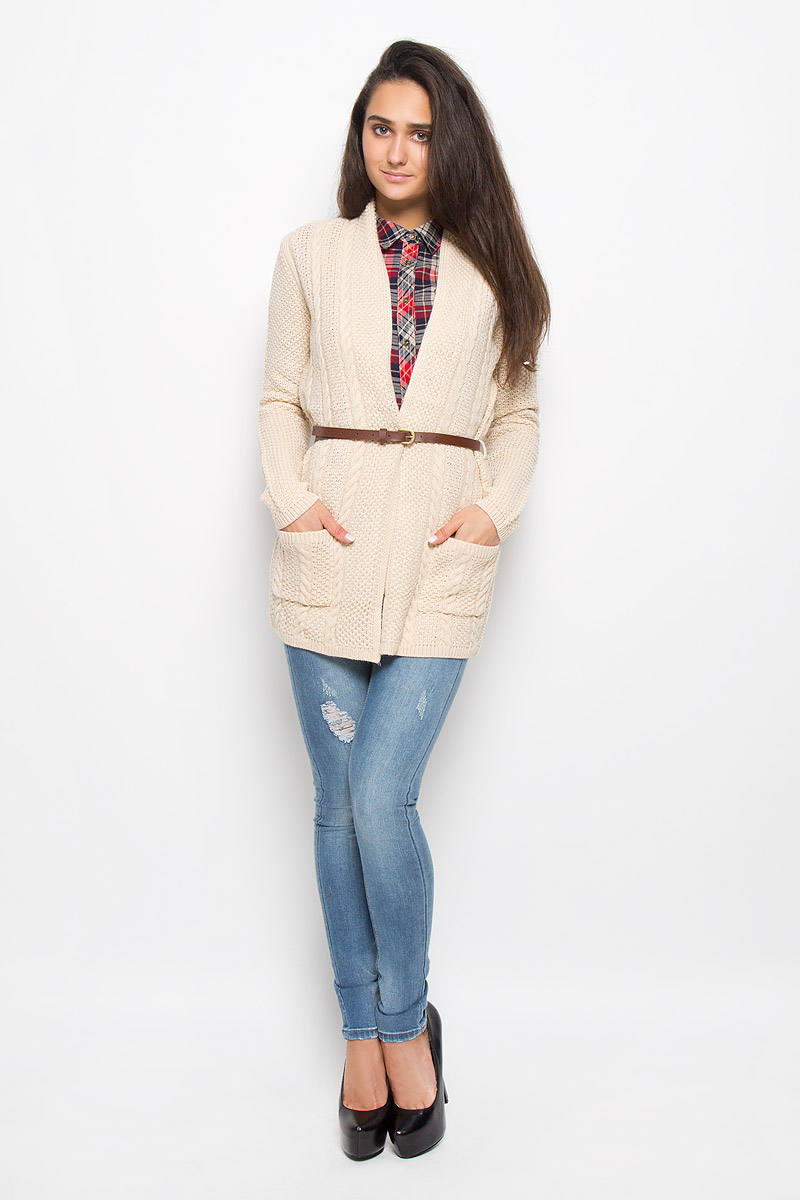 Кардиган женский Sela Casual, цвет: бежевый. CN-114/449-6373. Размер M (46)CN-114/449-6373 Кардиган женский Sela Casual, цвет: бежевый. CN-114/449-6373. Размер M (46)CN-114/449-6373Женский кардиган Sela Casual способен красиво завершить любой образ и придать ему разнообразие. Изготовленный из очень мягкого материала, он приятный на ощупь, не сковывает движения и хорошо пропускает воздух.Модель с длинными рукавами и воротником-шаль не имеет застежек. Модель оформлена оригинальным вязаным узором. Изделие дополнено двумя накладными карманами. В комплект входит стильный ремень с металлической пряжкой. Кардиган подчеркнет вашу индивидуальность и подарит комфорт при носке.