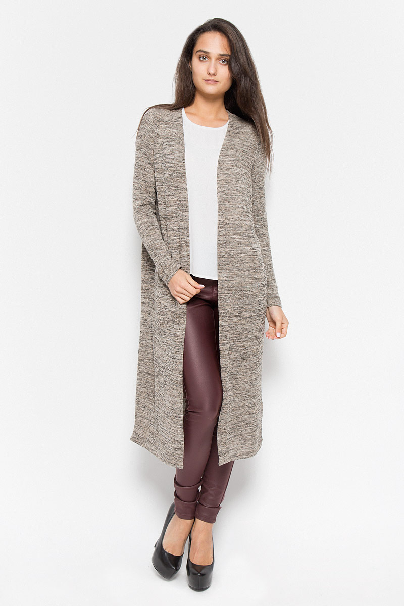 Кардиган женский Vero Moda, цвет: коричневый, бежевый. 10159463. Размер S (42)10159463_Decadent Chocolate Кардиган женский Vero Moda, цвет: коричневый, бежевый. 10159463. Размер S (42)10159463_Decadent ChocolateКлассический женский кардиган Vero Moda будет гармонично смотреться в сочетании, как с джинсами, брюками, так и с юбками. Выполнен кардиган из высококачественной пряжи, мягкий и приятный на ощупь. В нем вы будете чувствовать себя уютно в прохладное время года.