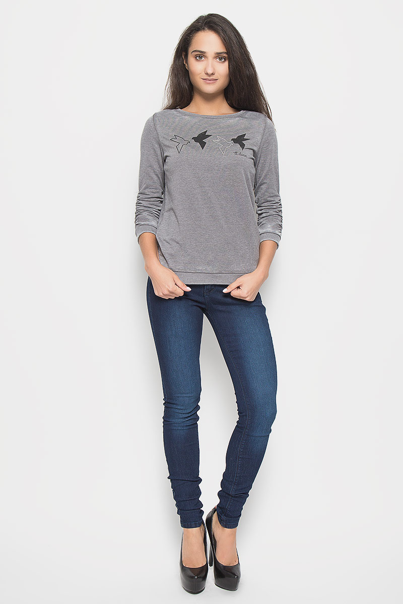 Свитшот женский Tom Tailor Denim, цвет: серый. 2530418.00.71_2620. Размер L (48)2530418.00.71_2620 Свитшот женский Tom Tailor Denim, цвет: серый. 2530418.00.71_2620. Размер L (48)2530418.00.71_2620Стильный женский свитшот Tom Tailor Denim, изготовленный из высококачественного материала, мягкий и приятный на ощупь, не сковывает движений и обеспечивает наибольший комфорт.Модель с круглым вырезом горловины и рукавами 7/8 оформлена оригинальным принтом и вышивкой. Рукава оформлены сборкой. Манжеты, горловина и низ изделия дополнены трикотажными резинками. Этот свитшот - настоящее воплощение комфорта, он послужит отличным дополнением к вашему гардеробу. В нем вы будете чувствовать себя уютно в прохладное время года.