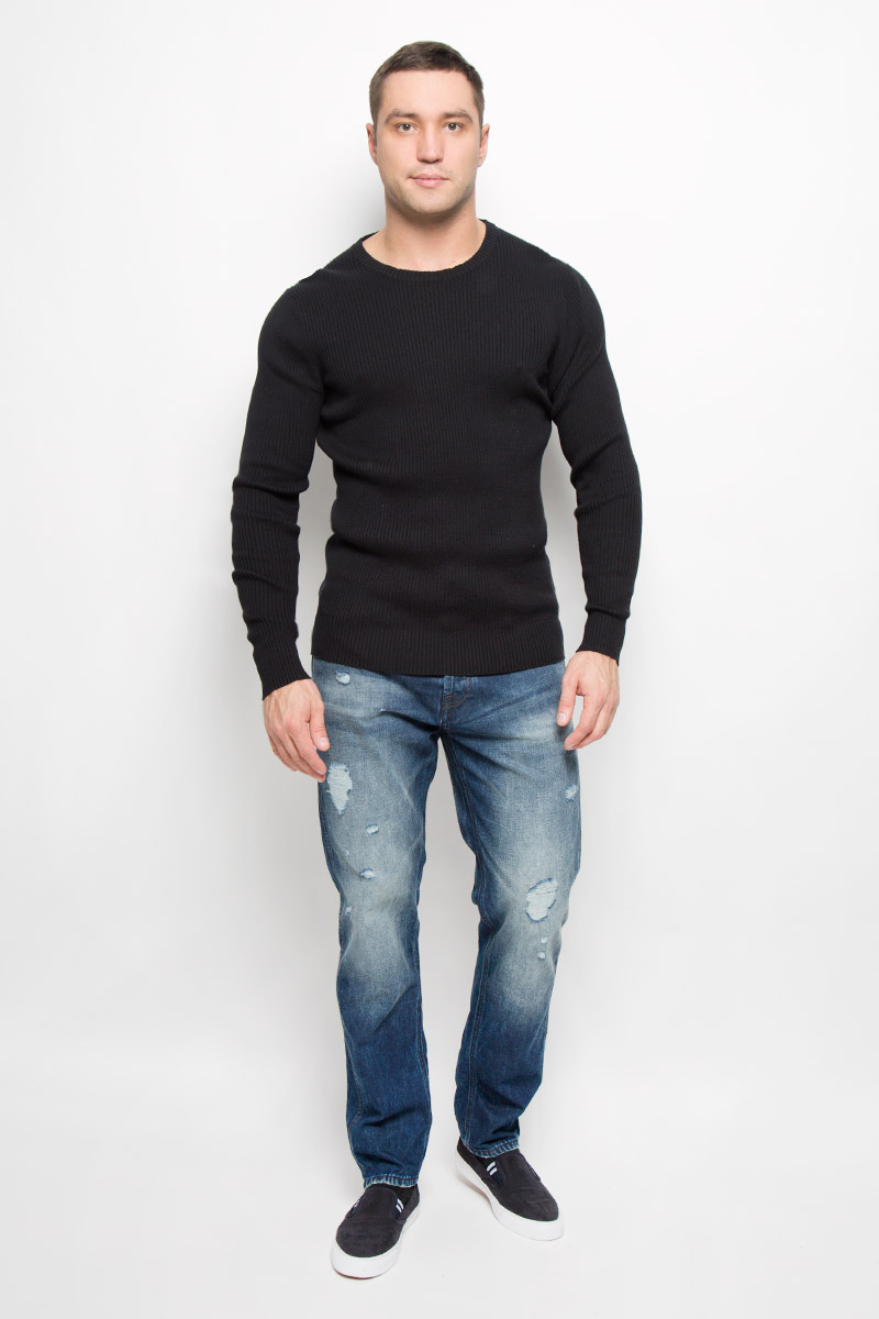 Джемпер мужской Selected Homme Indigo, цвет: черный. 16052188. Размер XXL (52)16052188_Black Джемпер мужской Selected Homme Indigo, цвет: черный. 16052188. Размер XXL (52)16052188_BlackМужской джемпер Selected Homme Indigo, выполненный из натурального хлопка, идеально дополнит ваш образ. Материал изделия мягкий, эластичный, тактильно приятный, не стесняет движений и обладает высокими дышащими свойствами. Джемпер с круглым вырезом горловины и длинными рукавами связан резинкой.Такая модель - идеальный вариант для создания образа в стиле Casual. Джемпер подарит вам комфорт в течение всего дня!