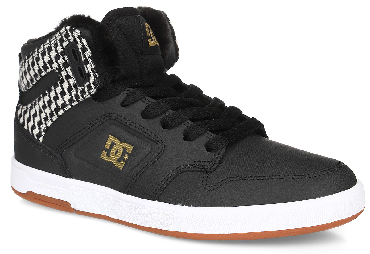 Кеды женские DC Shoes Argosy High Wnt, цвет: черный. ADJS100096-BG3. Размер 7B (38)ADJS100096-BG3 Кеды женские DC Shoes Argosy High Wnt, цвет: черный. ADJS100096-BG3. Размер 7B (38)ADJS100096-BG3Кеды от DC Shoes выполнены из кожи с синтетической кожи с покрытием и оформлены нашивкой и логотипом бренда. Ярлычок на заднике облегчит надевание модели. На ноге модель фиксируется с помощью шнурков. Внутренняя поверхность и стелька выполнены из искусственного меха, который обеспечит тепло. Подошва из высококачественной резины и дополнена протектором, который гарантирует отличное сцепление с любой поверхностью.