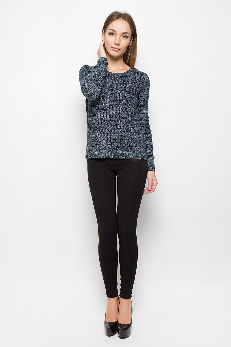 Джемпер женский Sela Casual, цвет: темно-синий, голубой. JR-114/412-6434. Размер XXL (52)JR-114/412-6434 Джемпер женский Sela Casual, цвет: темно-синий, голубой. JR-114/412-6434. Размер XXL (52)JR-114/412-6434Женский джемпер Sela Casual изготовлен из мягкой хлопковой пряжи. Изделие приятное на ощупь, не стесняет движений, обладает высокими дышащими свойствами, обеспечивает комфорт при носке.Джемпер с круглым вырезом горловины и длинными рукавами имеет удлиненную спинку. Вырез горловины, манжеты и низ изделия связаны резинкой. По бокам предусмотрены разрезы. Уютный джемпер великолепно подойдет для создания образа в стиле Casual!