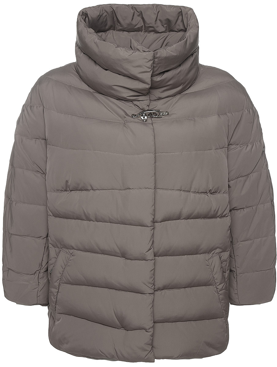 Пуховик женский Baon, цвет: какао. B006618. Размер 54B006618_PINE Пуховик женский Baon, цвет: какао. B006618. Размер 54B006618_PINEЖенский пуховик Baon изготовлен из полиэстера с утеплителем из качественного и теплого пуха. Куртка с цельнокроеными рукавами и воротником-стойкой застегивается на пластиковую молнию дополнена внутренней и внешней ветрозащитной планкой на кнопках.Спереди имеет два прорезных кармана на молниях и дополнительно металлическую застежку-крючок. Модель украшена фирменной металлической пластиной.