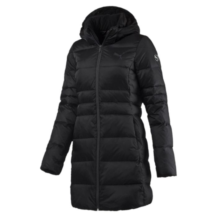 Пуховик женский Puma ESS Hd Down Coat, цвет: черный. 83866901. Размер XXL (52)838669_01 Пуховик женский Puma ESS Hd Down Coat, цвет: черный. 83866901. Размер XXL (52)838669_01Стеганый пуховик спортивной марки Puma выполнен из гладкого текстиля. Модель приталенного кроя с натуральным утеплителем из пуха. Модель декорирована логотипом PUMA, нанесенным методом глянцевой печати, а также силиконовой эмблемой PUMA. Среди других отличительных особенностей модели - съемный капюшон, прикрепляемой скрытой застежкой-молнией, капюшон и воротник с подкладкой из флиса, ветрозащитный клапан и наращенный спереди ворот, надежно закрывающий шею и подбородок, отделка изнутри эластичным материалом манжет и подола, боковые карманы на молнии с односторонней подкладкой из флиса, петля для вешалки, внутренний карман для электронных устройств с клапаном, висячий ярлык с указанием состава наполнителя.