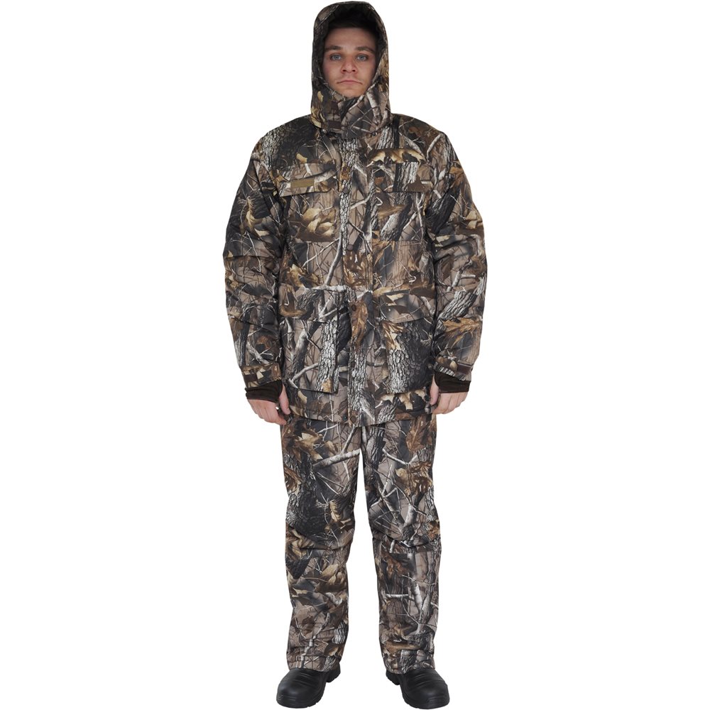 Костюм рыболовный мужской HunterMan Nova Tour Сарвет, цвет: лес. 95862-705. Размер XL (54)95862-705 Костюм рыболовный мужской HunterMan Nova Tour Сарвет, цвет: лес. 95862-705. Размер XL (54)95862-705Теплый и непродуваемый костюм для охоты и рыбалки зимой! Непродуваемая ткань поможет с комфортом заниматься любимым делом даже в сильный мороз, а большое количество специальных карманов для специальных вещей и теплые карманов для рук - сделает времяпрепровождение еще более комфортной! Не забывайте правильно одеваться, чтобы не замерзнуть в сильный мороз одевайте под костюм комплект из флиса и теплого термобелья! Проклеенные швы, регулируемый капюшон, боковые расширители, внутренние манжеты, анатомический крой рукава, ветрозащитная юбка, анатомический крой в области колена, двухзамковая молния.Влагостойкость 5 000 мм. Паропроницаемость 5 000 мл./м.кв./24часа.