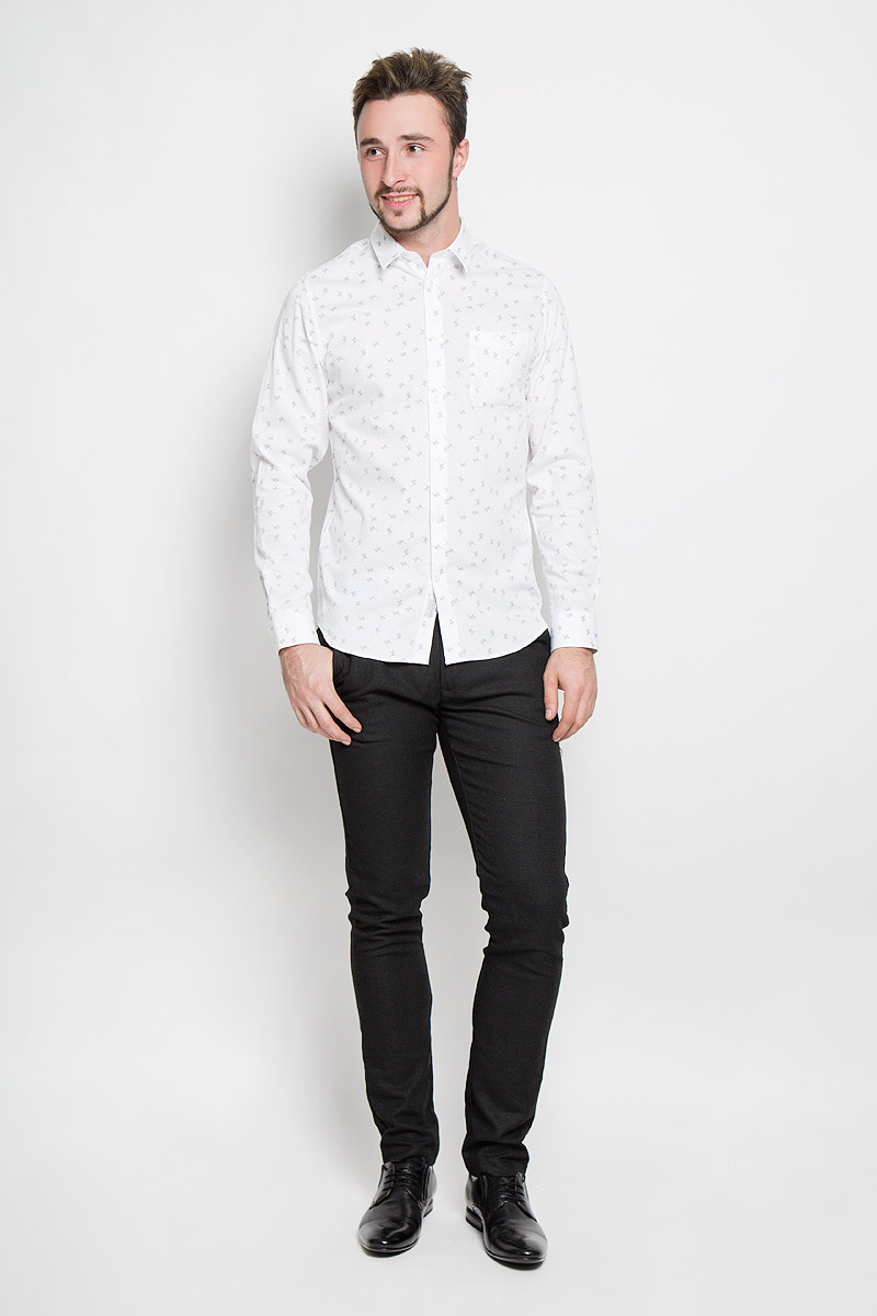 Рубашка мужская Selected Homme, цвет: молочный. 16052143. Размер XL (50)16052143_Bright White Рубашка мужская Selected Homme, цвет: молочный. 16052143. Размер XL (50)16052143_Bright WhiteМужская рубашка Selected Homme выполнена из натурального хлопка. Рубашка slim fit с длинными рукавами и отложным воротником застегивается на пуговицы спереди. Манжеты рукавов также застегиваются на пуговицы. Рубашка оформлена принтом в виде мелких росчерков. Модель дополнена накладным нагрудным кармашком.