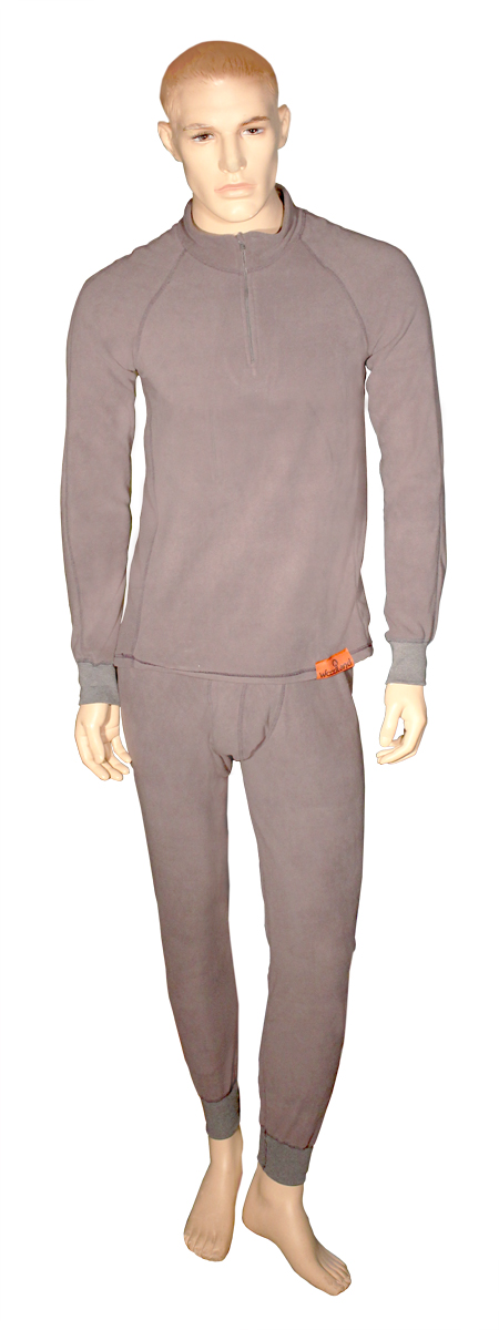 Комплект термобелья Woodland ThermoLine ZIP: брюки, кофта, цвет: серый. 57394. Размер S (42/44)ThermoLine ZIP Комплект термобелья Woodland ThermoLine ZIP: брюки, кофта, цвет: серый. 57394. Размер S (42/44)ThermoLine ZIPКомплект термобелья Woodland ThermoLine изготавливается из качественного полиэстера. Может использоваться как одежда первого слоя (термобельё), так и как утепляющий флисовый второй слой с другими моделями термобелья Woodland. Материал изделия эластичный, легко тянется. Элементы кроя соединяются плоскими швами, которые при натяжении и под давлением не врезаются в кожу, не вызывают потертостей и ссадин. Комплект термобелья Woodland ThermoLine подходит для активного отдыха в зимний период, для повседневного ношения и длительного пребывания на открытом воздухе в холодном климате. Комплект термобелья Woodland ThermoLine комфортен в использовании, при продолжительном ношении не вызывает зуда. Материал изделия отводит влагу от тела и согревает. При намокании не теряет способности удерживать тепло, быстро сохнет на теле. Спереди от горловины до середины груди разрез, который застегивается на молнию. Температурные показатели: при низкой физической активности - до минус 20 градусов, при высокой физической активности - до минус 30 градусов.