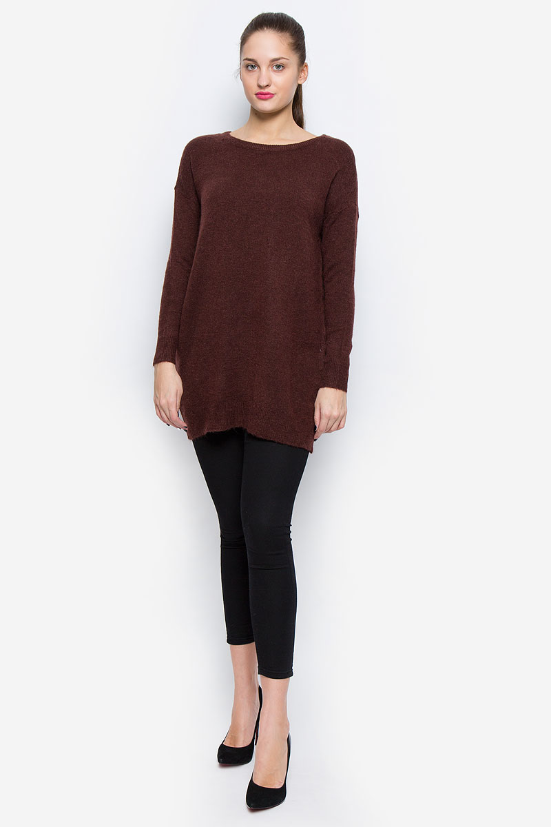 Джемпер женский Vero Moda, цвет: темно-коричневый. 10159163. Размер XS (40)10159163_Decadent Chocolate Джемпер женский Vero Moda, цвет: темно-коричневый. 10159163. Размер XS (40)10159163_Decadent ChocolateУдлиненный женский джемпер Vero Moda выполнен из акрила с добавлением нейлона, шерсти альпака и эластана. Модель с круглым вырезом горловины и длинными рукавами выполнена в лаконичном стиле. Горловина, манжеты рукавов и низ джемпера связаны резинкой.