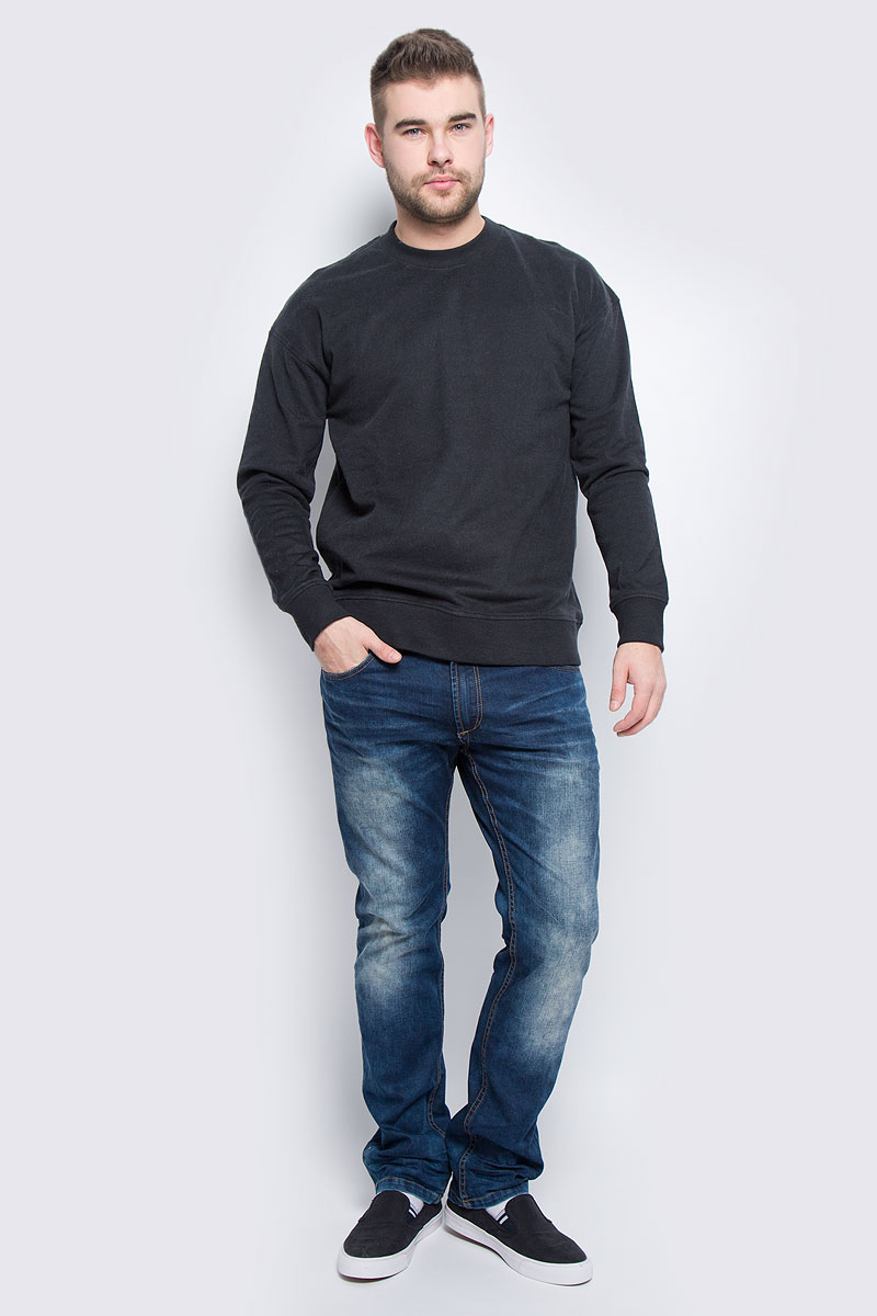 Свитшот мужской Selected Homme, цвет: черно-синий. 16051446. Размер L (48)16051446_Caviar Свитшот мужской Selected Homme, цвет: черно-синий. 16051446. Размер L (48)16051446_CaviarСтильный мужской свитшот Selected Homme, изготовленный из натурального хлопка, мягкий и приятный на ощупь, не сковывает движений и обеспечивает наибольший комфорт.Модель с круглым вырезом горловины и длинными рукавами выполнена в лаконичном стиле. Манжеты рукавов, горловина и низ изделия дополнены трикотажными резинками.
