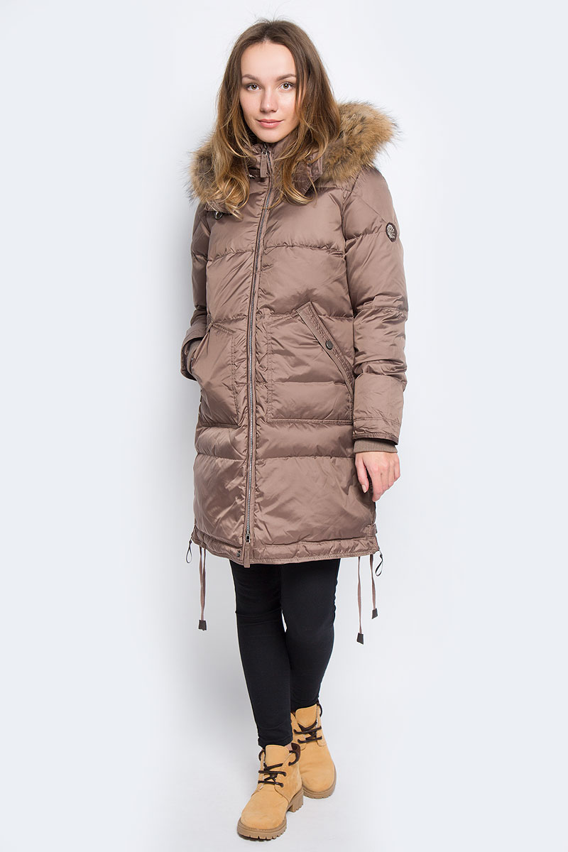 Пуховик женский Baon, цвет: коричневый. B026515. Размер S (44)B026515_CARIBOU Пуховик женский Baon, цвет: коричневый. B026515. Размер S (44)B026515_CARIBOUЖенский пуховик Baon с длинными рукавами, воротником-стойкой и съемным капюшоном на застежке-молнии выполнен из прочного полиэстера. Наполнитель - натуральный пух и перо. Капюшон украшен натуральным мехом на пуговицах. Модель застегивается на застежку-молнию спереди, низ застегивается на кнопку. Изделие дополнено двумя накладными карманами с клапанами на кнопках спереди, а также внутренним втачным карманом на молнии. Рукава оснащены внутренними трикотажными манжетами. Объем низа регулируется при помощи шнурков-кулисок.