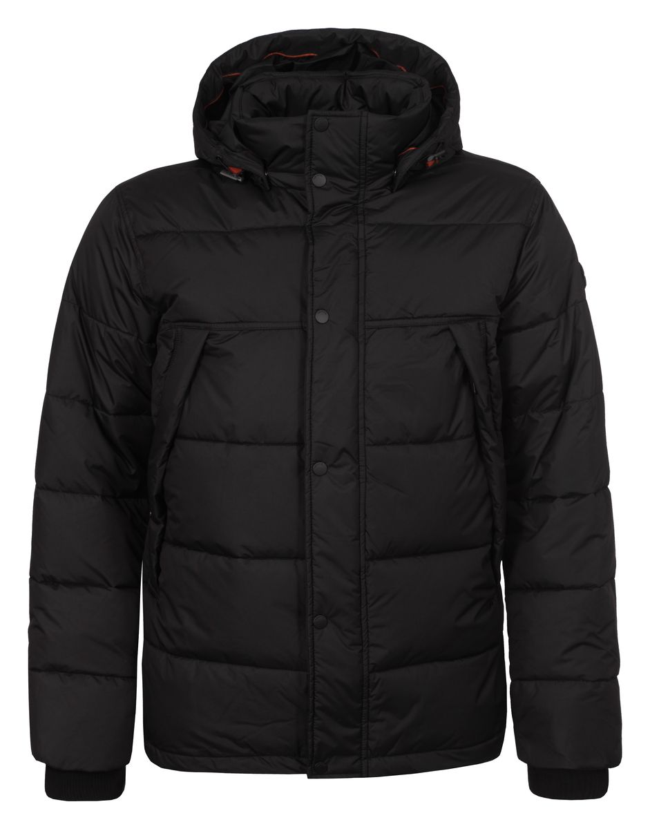Куртка мужская Luhta Paul, цвет: черный. 636567355LV. Размер XXXL (58)636567355LV Куртка мужская Luhta Paul, цвет: черный. 636567355LV. Размер XXXL (58)636567355LVМужская куртка Luhta Paul с длинными рукавами, воротником-стойкой и съемным капюшоном на кнопках выполнена из полиэстера. Наполнитель - синтепон. Куртка застегивается на застежку-молнию спереди и имеет ветрозащитный клапан на кнопках. Изделие оснащено двумя втачными карманами на молниях спереди, а также внутренним втачным карманом на молнии. Рукава дополнены внутренними трикотажными манжетами. Объем капюшона регулируется при помощи шнурка-кулиски. Низ изделия также оснащен шнурком-кулиской.