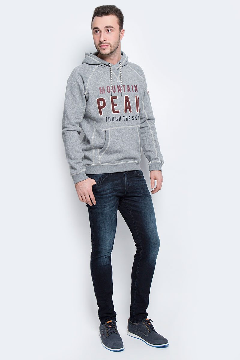 Джинсы мужские Tom Tailor Denim, цвет: темно-синий. 6204977.09.12_1206. Размер 30-32 (46-32)6204977.09.12_1206 Джинсы мужские Tom Tailor Denim, цвет: темно-синий. 6204977.09.12_1206. Размер 30-32 (46-32)6204977.09.12_1206Модные мужские джинсы Tom Tailor Denim выполнены из хлопка с добавлением эластана.Джинсы-скинни застегиваются на пуговицу по поясу и имеют ширинку на застежке-молнии, также имеются шлевки для ремня. Спереди модель дополнена двумя втачными карманами и маленьким накладным карманом, а сзади - двумя накладными карманами. Изделие оформлено потертостями и перманентными складками.