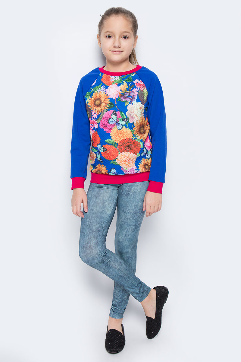 Свитшот для девочки M&D, цвет: синий, фуксия. WJK26055S-9. Размер 134WJK26055S-9 Свитшот для девочки M&D, цвет: синий, фуксия. WJK26055S-9. Размер 134WJK26055S-9Стильный свитшот для девочки выполнен из эластичного хлопка. Модель с круглым вырезом горловины и длинными рукавами-реглан оформлена ярким принтом. Манжеты рукавов, низ изделия и горловина дополнены трикотажными резинками.