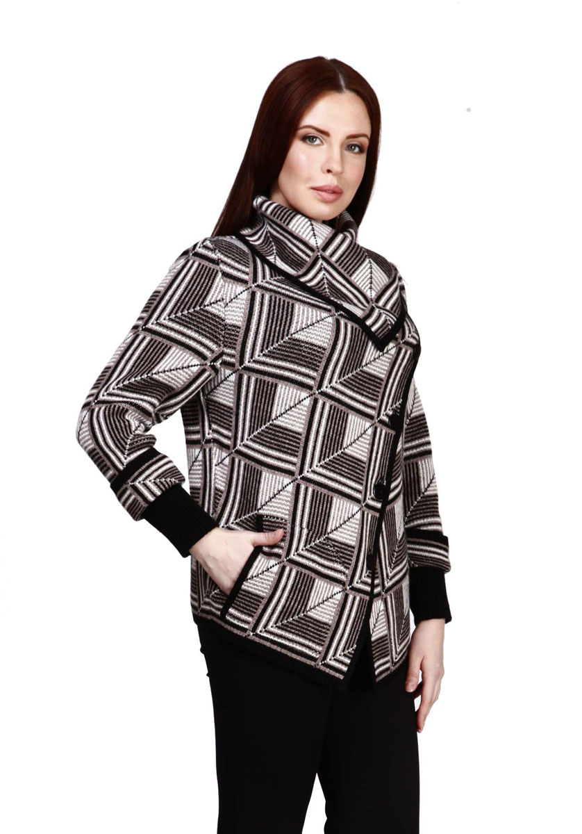 Жакет женский Milana Style, цвет: черный, белый, коричневый. 1143. Размер XL (50)1143 Жакет женский Milana Style, цвет: черный, белый, коричневый. 1143. Размер XL (50)1143Женский жакет Milana Style выполнен из шерсти и ПАНа. Модель с отложным воротником и длинными рукавами спереди имеет ассиметричную застежку на пуговицы. Низ рукавов оформлен отворотами и дополнен эластичными манжетами. Спереди расположены два накладных кармана. Жакет оформлен геометрическим принтом.