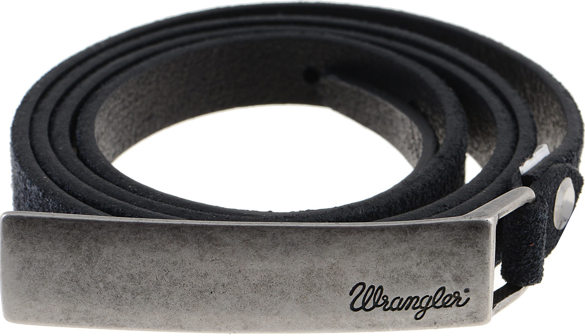 Ремень женский Wrangler, цвет: черный. W0A46US02. Размер 90W0A46US02 Ремень женский Wrangler, цвет: черный. W0A46US02. Размер 90W0A46US02Тонкий ремень Wrangler из натуральной коровьей кожи с текстурной поверхностью и оснащен металлической пряжкой, которая легко и быстро зафиксирует ремень и отрегулирует его длину. Пряжка оформлена гравированной надписью с названием бренда.