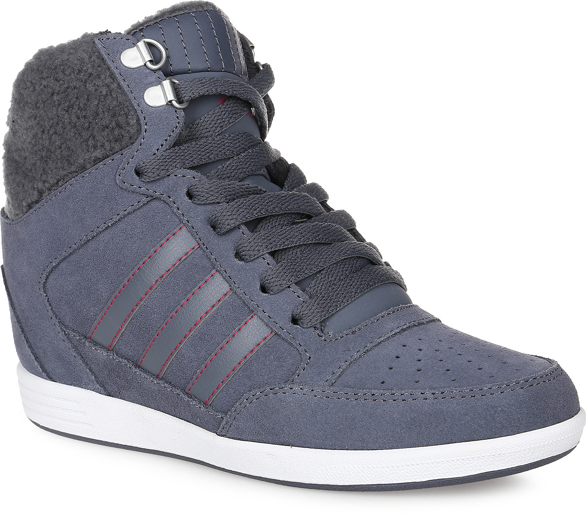 Кеды на танкетке женские adidas Neo Super Wedge, цвет: серый. AW4854. Размер 7 (39)AW4854 Кеды на танкетке женские adidas Neo Super Wedge, цвет: серый. AW4854. Размер 7 (39)AW4854Женские кеды Super Wedge от adidas Neo придутся вам по душе. Эта модель с баскетбольным силуэтом дополнена скрытой танкеткой. Верх выполнен из искусственной замши с микроперфорацией. Язычок и задник оформлены названием бренда. По бокам кеды оформлены фирменными тремя полосками из искусственной кожи. Стелька из материала ЭВА с текстильной поверхностью комфортна при движении в течение всего дня. Классическая шнуровка надежно зафиксирует модель на ноге. Резиновая подошва с рифлением гарантирует идеальное сцепление с любыми поверхностями.Поднимите свой стиль на небывалую высоту!