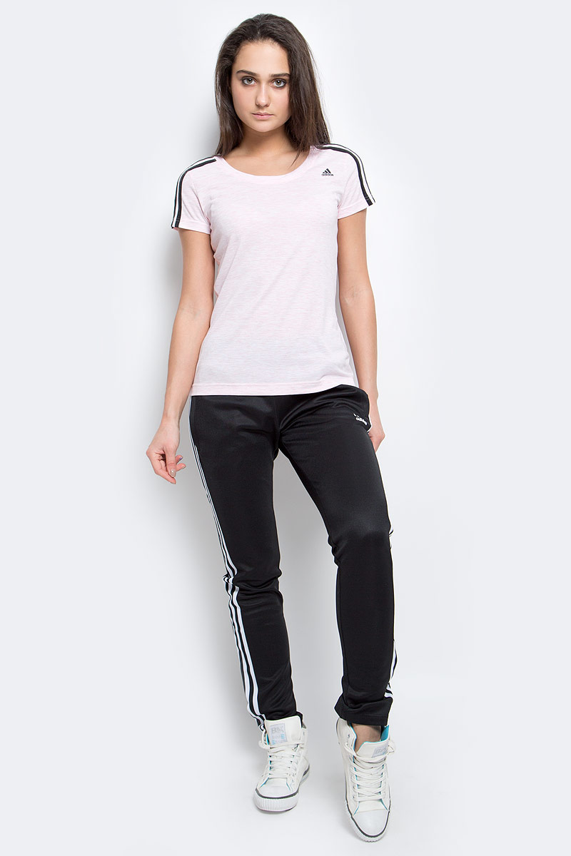 Брюки спортивные женские adidas Europa Tp, цвет: черный. AJ8444. Размер 38 (44)AJ8444 Брюки спортивные женские adidas Europa Tp, цвет: черный. AJ8444. Размер 38 (44)AJ8444Спортивные брюки подойдут как для спорта так и для повседневной носки. Модель выполнена из высококачественного материала. Брюки дополнены двумя боковыми карманами.