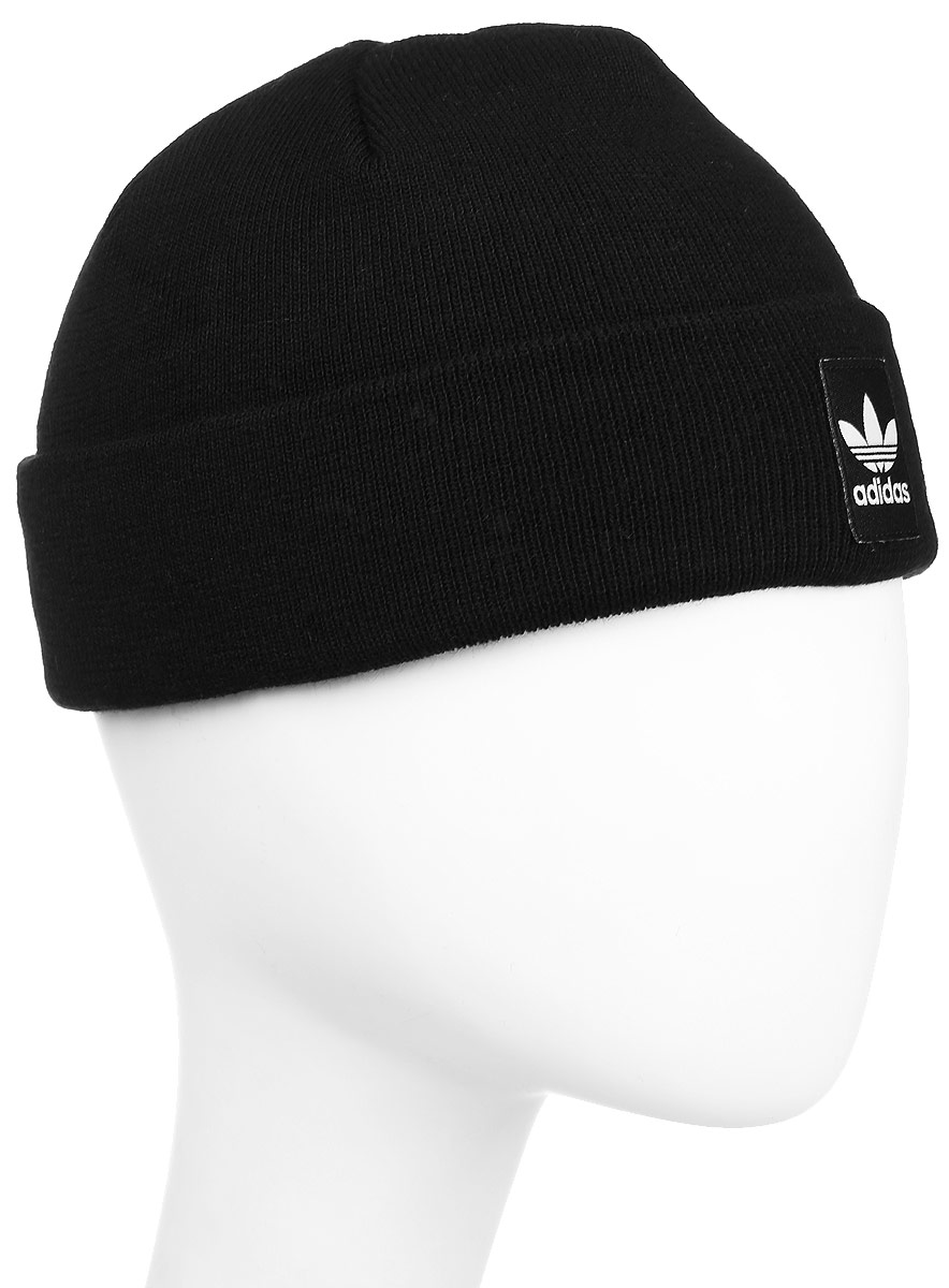 Шапка adidas Rib Logo Beanie, цвет: черный. AY9071. Размер 51/53AY9071 Шапка adidas Rib Logo Beanie, цвет: черный. AY9071. Размер 51/53AY9071Шапка Adidas Rib Logo Beanie - классическая шапка-бини, связанная из мягкой меланжевой пряжи. Три полоски украшают внутреннюю сторону подвернутого манжета. Атласная нашивка с Трилистником на отвороте.