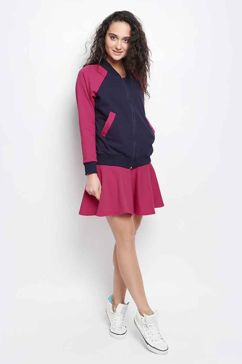 Комплект женский Rocawear: толстовка, юбка, цвет: темно-синий, фуксия. R031637. Размер XS (42)R031637 Комплект женский Rocawear: толстовка, юбка, цвет: темно-синий, фуксия. R031637. Размер XS (42)R031637Женский комплект Rocawear включает в себя юбку и толстовку. Все элементы комплекта выполнены из хлопка с добавлением полиэстера и лайкры.Толстовка с круглым вырезом горловины и длинными рукавами-реглан застегивается на застежку-молнию спереди. Горловина и низ модели дополнены широкими трикотажными вставками. Рукава дополнены эластичными манжетами. Спереди расположены два втачных кармана.Укороченная юбка дополнена широкой эластичной резинкой на талии.
