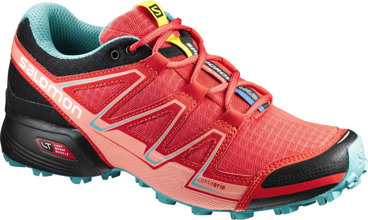 Кроссовки для бега женские Salomon Speedcross Vario W, цвет: оранжевый. L39242100. Размер 5 (36,5)L39242100 Кроссовки для бега женские Salomon Speedcross Vario W, цвет: оранжевый. L39242100. Размер 5 (36,5)L39242100Легендарные беговые кроссовки от Salomon Speedcross Vario W выполнены из синтетического материала и текстиля. Конструкция верха Sensifit с пропиткой Mudguard не пропускает грязь и воду. Подъем оформлен шнуровкой, благодаря которой обувь сидит плотно на ноге, и дополнен кармашком для шнурков. Стелька Ortholite из ЭВА материала с текстильным верхним покрытием создает более прохладное и сухое пространство под стопой. Мягкая верхняя часть и подкладка, изготовленная из текстиля, обеспечивают дополнительный комфорт и предотвращают натирание. Светоотражающие элементы обеспечат лучшую видимость в темное время суток. Подошва Contagrip не оставляет следов и обеспечивает отличное сцепление со скользкой поверхностью. Такие кроссовки займут достойное место в коллекции вашей спортивной обуви.