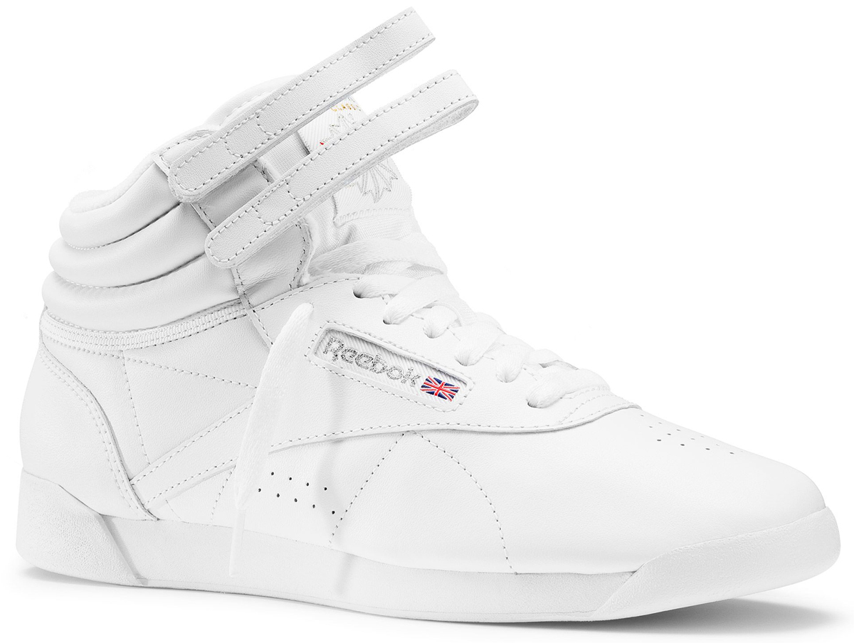 Кроссовки женские Reebok Freestyle, цвет: белый. 2431. Размер 8 (37,5)2431 Кроссовки женские Reebok Freestyle, цвет: белый. 2431. Размер 8 (37,5)2431Стильные, модные и невероятно популярные женские кроссовки от Reebok Freestyle покорят вас с первого взгляда. Модель выполнена из искусственной кожи, оформленной на мысе и по бокам легкой перфорацией, и дополнена по канту вставкой из натуральной кожи с горизонтальной просрочкой для большего удобства. Верх кроссовок оформлен шнуровкой и двумя ремешками на застежке-липучке, которые гарантируют надежную фиксацию изделия на стопе. Подкладка и стелька, исполненные из текстиля, способствуют поддержанию оптимального микроклимата, сохраняя ощущение комфорта и сухости. Сбоку обувь декорирована текстильной вставкой, а язычок - нашивкой с логотипом бренда. Промежуточная подошва из ЭВА и мягкий материал внутри обеспечивают надежную амортизацию. Подошва с рельефным протектором обеспечивает сцепление с любой поверхностью. Оригинальные кроссовки придутся вам по душе.