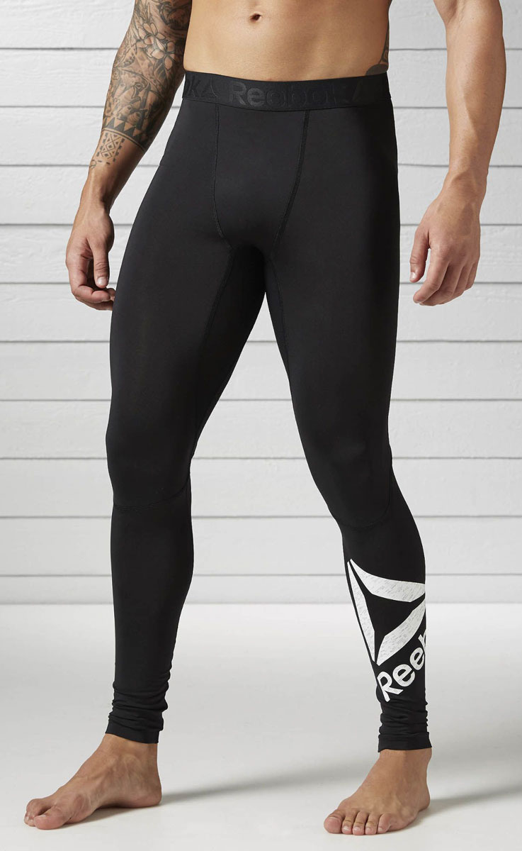 Тайтсы мужские Reebok Wor Compr Tight, цвет: черный. BK4176. Размер XL (56/58)BK4176 Тайтсы мужские Reebok Wor Compr Tight, цвет: черный. BK4176. Размер XL (56/58)BK4176Леггинсы Reebok Wor Compr Tight выполнены из высококачественного материала обеспечивают поддержку мышц. Удобный пояс для оптимальной посадки и сетчатые вставки в зонах особого нагрева для вентиляции.Компрессионный крой, идеально прилегающий к телу, обеспечивает максимальную поддержку мышц.Полностью закрывают ноги для защиты.Сетчатая вставка с камуфляжным принтом на правой голени.