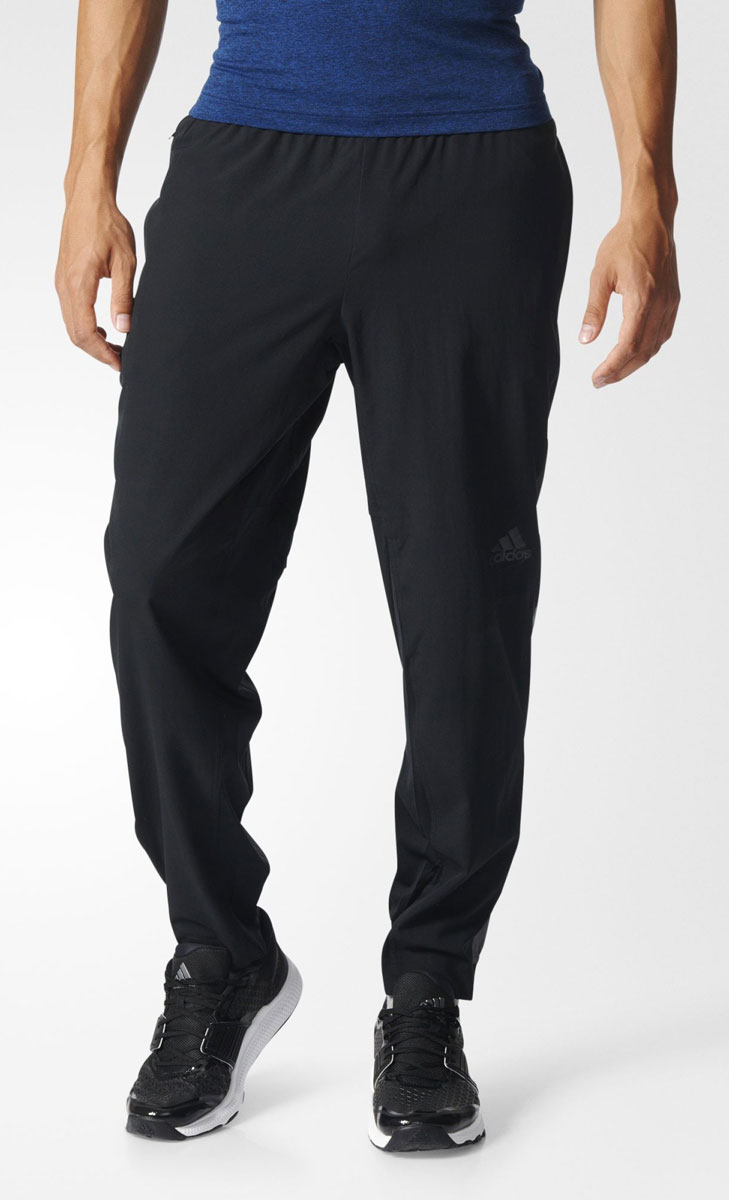 Брюки спортивные мужские adidas Workout Pant Wv, цвет: черный. BK0977. Размер L (52/54)BK0977 Брюки спортивные мужские adidas Workout Pant Wv, цвет: черный. BK0977. Размер L (52/54)BK0977Брюки спортивные мужские adidas Workout Pant Wv выполнены из 100% полиэстера. Эти мужские брюки обеспечат свежесть в течение всей тренировки. Вентиляция climacool и сетчатая подкладка для безупречного комфорта. В карманы на молнии можно положить ключи и мелкие вещи. Технология climacool сохраняет приятные ощущения прохлады и свежести благодаря специальным сетчатым вставкам.