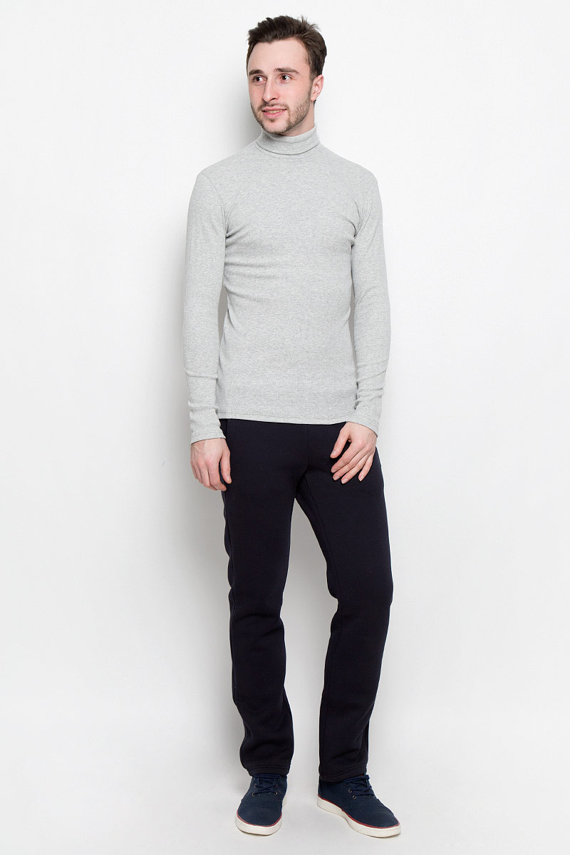 Водолазка мужская Rocawear, цвет: светло-серый. R0416S48. Размер L (50)R0416S48 Водолазка мужская Rocawear, цвет: светло-серый. R0416S48. Размер L (50)R0416S48Мужская водолазка Rocawear с длинными рукавами и воротником-гольф выполнена из эластичного хлопка. Изделие связано мелкой резинкой и хорошо тянется.