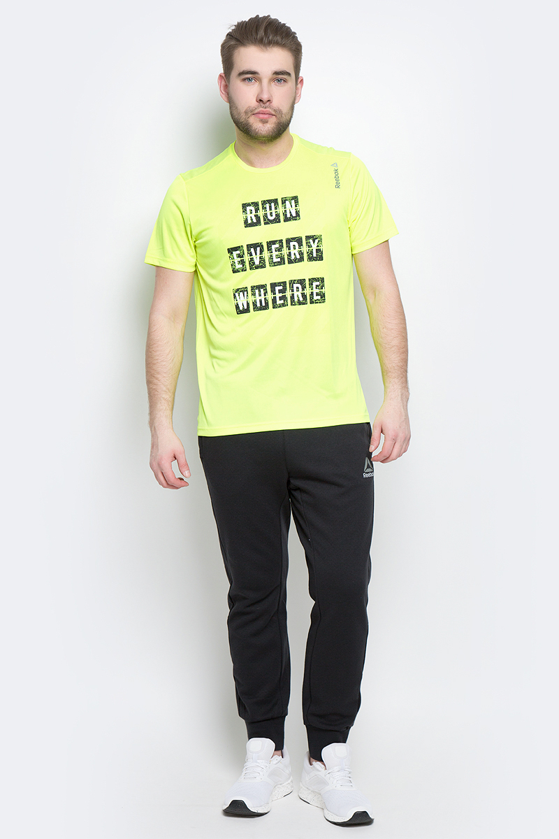 Футболка для бега мужская Reebok Re Ss Tee, цвет: неоново-желтый. BK7280. Размер XS (42)BK7280 Футболка для бега мужская Reebok Re Ss Tee, цвет: неоново-желтый. BK7280. Размер XS (42)BK7280Мужская футболка Reebok выполнена из полиэстера и полиэфира. Облегающий крой отлично подходит для интенсивных тренировок и совершенно не стесняет движения. У модели классический круглый ворот и короткие стандартные рукава, спереди - вставка со спартанским принтом.