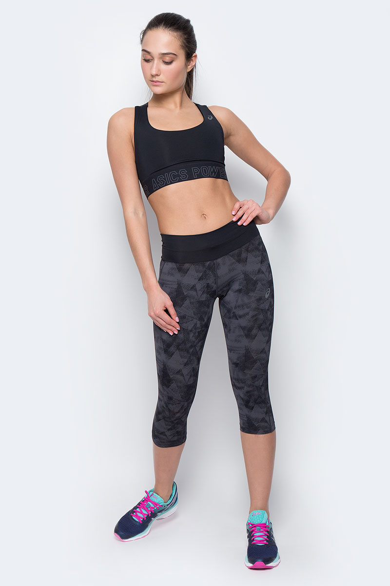 Тайтсы для бега женские Asics Fuzex Knee Tight, цвет: серый. 141218-1121. Размер XS (40/42)141218-1121 Тайтсы для бега женские Asics Fuzex Knee Tight, цвет: серый. 141218-1121. Размер XS (40/42)141218-1121Женские тайтсы для бега Asics Fuzex Knee Tight изготовлены из высококачественного эластичного полиамида, они великолепно тянутся, не сковывают движения, обеспечивают необходимую циркуляцию воздуха и превосходно отводят влагу от тела, оставляя кожу сухой и обеспечивая наибольший комфорт. Облегающие укороченные тайтсы длиной 3/4 дополнены широким пришивным поясом, обхват талии регулируется при помощи внутреннего шнурка. Комфортные плоские швы исключают риск натирания даже во время интенсивных занятий спортом. На поясе сзади расположен прорезной карман на застежке-молнии.