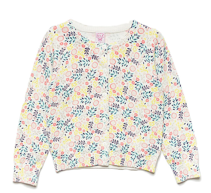 Кардиган для девочки Sela, цвет: молочный. CN-514/070-7121. Размер 98CN-514/070-7121 Кардиган для девочки Sela, цвет: молочный. CN-514/070-7121. Размер 98CN-514/070-7121Уютный кардиган для девочки Sela выполнен из натурального хлопка мелкой вязки и оформлен ярким цветочным принтом. Манжеты рукавов, круглый вырез горловины и низ изделия связаны резинкой. Кардиган прямого кроя, застегивающийся на пуговицы, подойдет для прогулок и дружеских встреч и станет отличным дополнением гардероба. Мягкая ткань комфортна и приятна на ощупь.
