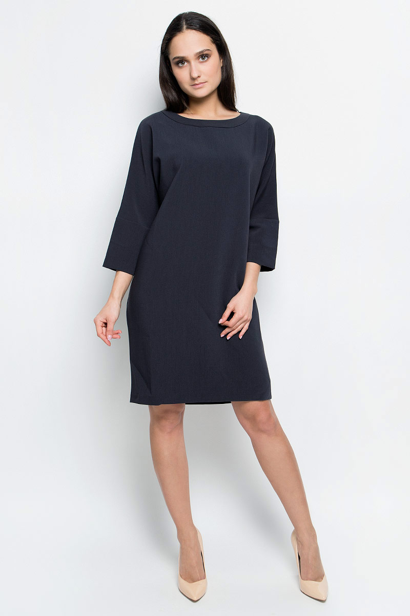 Платье Baon, цвет: темно-синий. B457001. Размер L (48)B457001_Dark Navy Платье Baon, цвет: темно-синий. B457001. Размер L (48)B457001_Dark NavyПлатье Baon выполнено из полиэстера с добавлением вискозы и эластана. Модель средней длины с цельнокроеными рукавами длиной 3/4 имеет круглый вырез горловины. Платье дополнено завязками на горловине сзади.