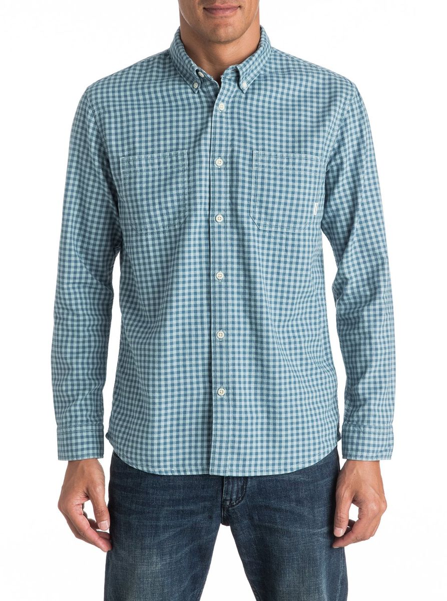 Рубашка мужская Quiksilver, цвет: голубой. EQYWT03440-BQK1. Размер M (48/50)EQYWT03440-BQK1 Рубашка мужская Quiksilver, цвет: голубой. EQYWT03440-BQK1. Размер M (48/50)EQYWT03440-BQK1Мужская рубашка Quiksilver с длинными рукавами выполнена из качественного хлопка. Изделие застегивается на пуговицы, имеются нагрудные накладные карманы. Воротник и рукава дополнены пуговицами, низ изделия слегка закруглен.