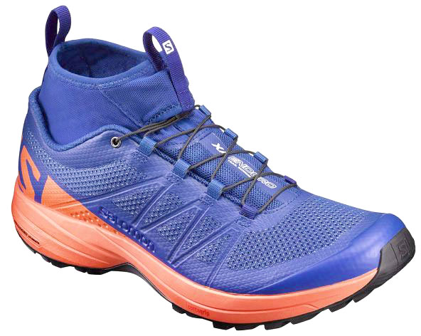 Кроссовки для бега мужские Salomon Xa Enduro, цвет: синий, оранжевый. L39240800. Размер 12 (46)L39240800 Кроссовки для бега мужские Salomon Xa Enduro, цвет: синий, оранжевый. L39240800. Размер 12 (46)L39240800Кроссовки для бега Salomon Xa Enduro выполнены из искусственной кожи и текстиля. Стелька ЭВА и подкладка выполнены из текстиля. У подошвы превосходное сцепление на сырой поверхности. Отверстия для шнуровки с защитой от трения. Обувь XA Enduro плотно прилегает к ноге и стабилизирует ее на самом трудном горном склоне.