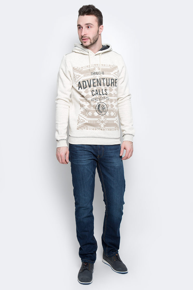 Толстовка мужская Tom Tailor Denim, цвет: бежевый. 2530760.00.12_2608. Размер L (50)2530760.00.12_2608 Толстовка мужская Tom Tailor Denim, цвет: бежевый. 2530760.00.12_2608. Размер L (50)2530760.00.12_2608Стильная мужская толстовка Tom Tailor Denim выполнена из хлопка с добавлением полиэстера. Модель с длинными стандартными рукавами и капюшоном со шнурками для регулировки объема отлично подойдет для создания образа в стиле casual. Манжеты рукавов и низ толстовки дополнены эластичными резинками. Перед толстовки украшен оригинальным принтом и надписями.