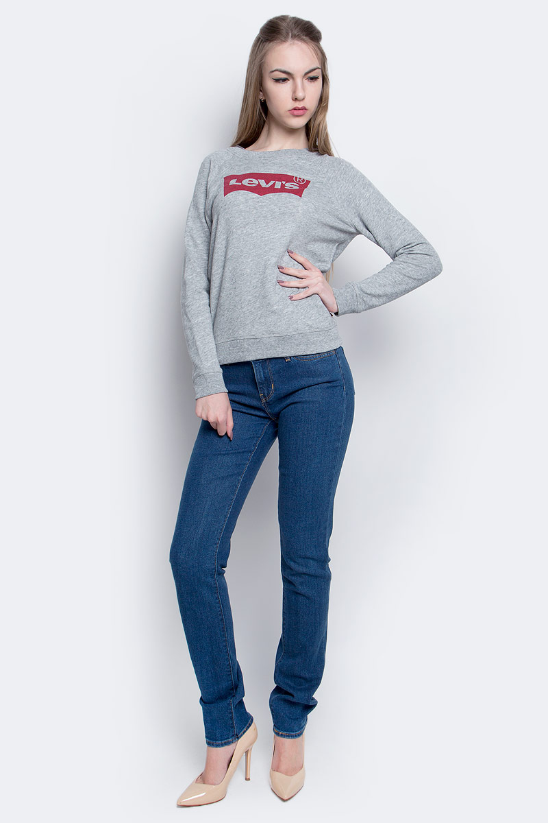 Свитшот женский Levis®, цвет: серый. 1738700500. Размер S (42)1738700500 Свитшот женский Levis®, цвет: серый. 1738700500. Размер S (42)1738700500Женский свитшот Levis® с длинными рукавами-реглан и круглым вырезом горловины имеет свободный крой. Свитшот изготовлен из хлопка с добавлением полиэстера. Горловина, низ и рукава свитшота дополнены эластичными манжетами. Модель украшена принтом с логотипом бренда.