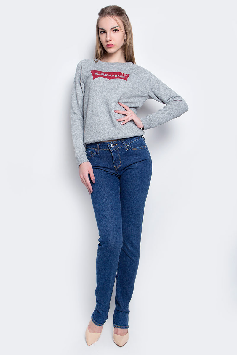 Джинсы женские Levis® 712, цвет: синий. 1888400770. Размер 27-30 (44-30)1888400770 Джинсы женские Levis® 712, цвет: синий. 1888400770. Размер 27-30 (44-30)1888400770Женские джинсы Levis® 712 выполнены из высококачественного эластичного хлопка с добавлением эластомультиэстера. Джинсы-слим стандартной посадки застегиваются на пуговицу в поясе и ширинку на застежке-молнии, дополнены шлевками для ремня. Джинсы имеют классический пятикарманный крой: спереди модель дополнена двумя втачными карманами и одним маленьким накладным кармашком, а сзади - двумя накладными карманами.