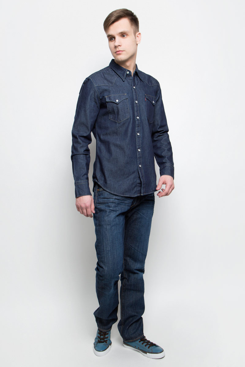 Джинсы мужские Levis® 501, цвет: темно-синий. 0050123740. Размер 32-32 (48-32)0050123740 Джинсы мужские Levis® 501, цвет: темно-синий. 0050123740. Размер 32-32 (48-32)0050123740Мужские джинсы Levis® 501 выполнены из высококачественного натурального хлопка. Джинсы прямого кроя и стандартной посадки застегиваются на пуговицу в поясе и ширинку на пуговицах, дополнены шлевками для ремня. Джинсы имеют классический пятикарманный крой: спереди модель дополнена двумя втачными карманами и одним маленьким накладным кармашком, а сзади - двумя накладными карманами. Модель украшена перманентными складками.