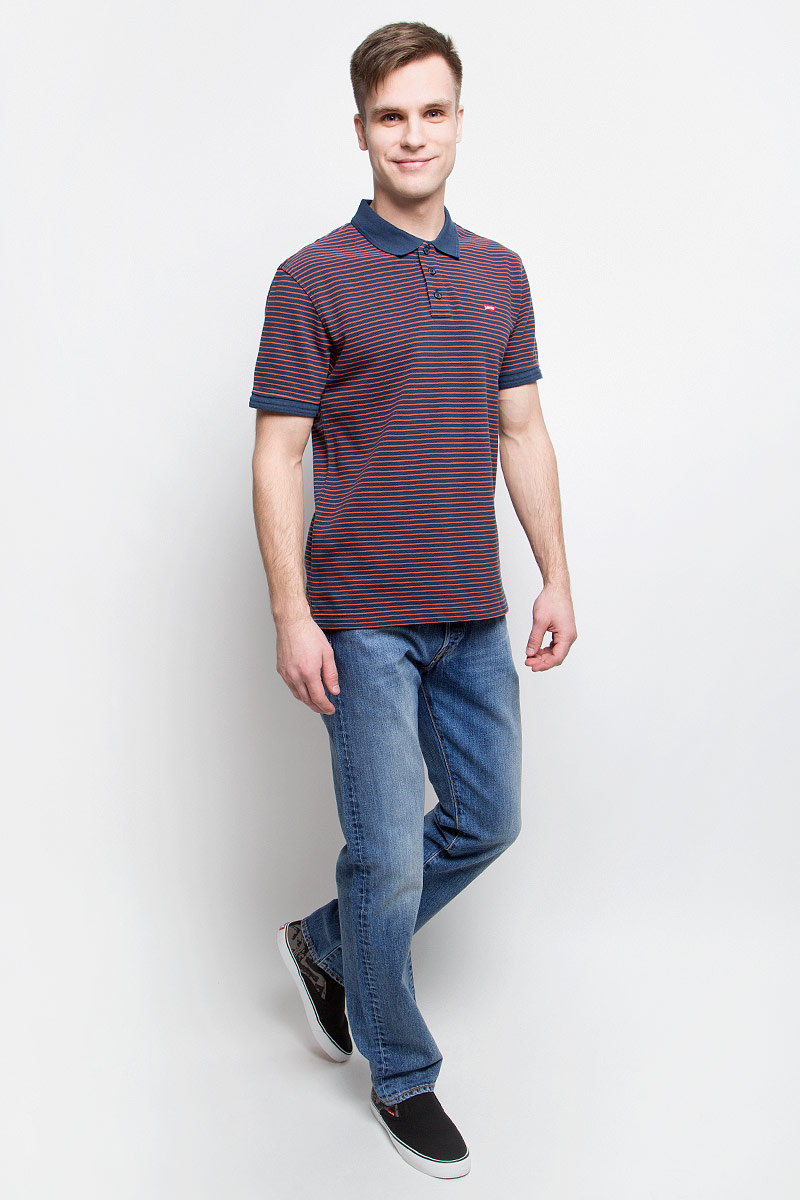 Джинсы мужские Levis® 501, цвет: синий. 0050121890. Размер 33-32 (48/50-32)0050121890 Джинсы мужские Levis® 501, цвет: синий. 0050121890. Размер 33-32 (48/50-32)0050121890Джинсы Levis, выполненные из хлопка, оформлены фирменными нашивками и прострочкой. Прямая модель со стандартной посадкой имеет гульфик с пуговицами. Джинсы оснащены втачными карманами спереди и накладными карманами сзади. На поясе расположены шлевки для ремня.