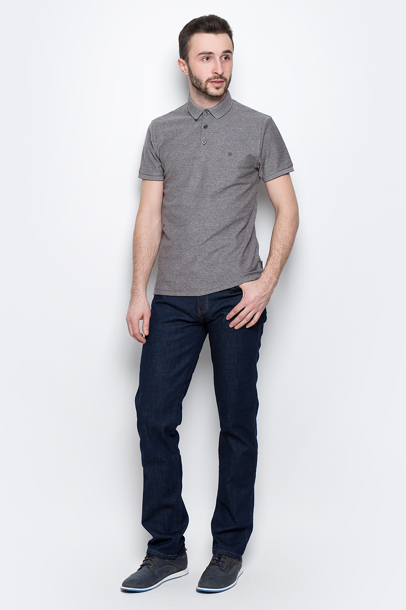 Поло мужское Wrangler Refined Polo, цвет: серый. W7A71KI16. Размер XL (52)W7A71KI16 Поло мужское Wrangler Refined Polo, цвет: серый. W7A71KI16. Размер XL (52)W7A71KI16Мужское поло Wrangler Refined Polo изготовлено из хлопка с добавлением эластана. Классическая модель с короткими рукавами и отложным воротником застегивается спереди на три пуговицы. По бокам поло дополнено небольшими разрезами.