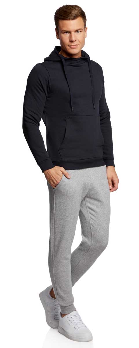 Брюки спортивные мужские oodji Basic, цвет: серый меланж. 5B200003M/44119N/2300M. Размер M (50)5B200003M/44119N/2300M Брюки спортивные мужские oodji Basic, цвет: серый меланж. 5B200003M/44119N/2300M. Размер M (50)5B200003M/44119N/2300MМужские спортивные брюки oodji Basic, выполненные из высококачественного материала, великолепно подойдут для отдыха, повседневной носки, а также для занятий спортом. Брюки зауженного к низу кроя и средней посадки имеют широкую эластичную резинку на поясе, объем талии регулируется при помощи шнурка-кулиски. Спереди изделие имеет два втачных кармана, а сзади накладной карман. Низ брючин дополнен широкими манжетами.
