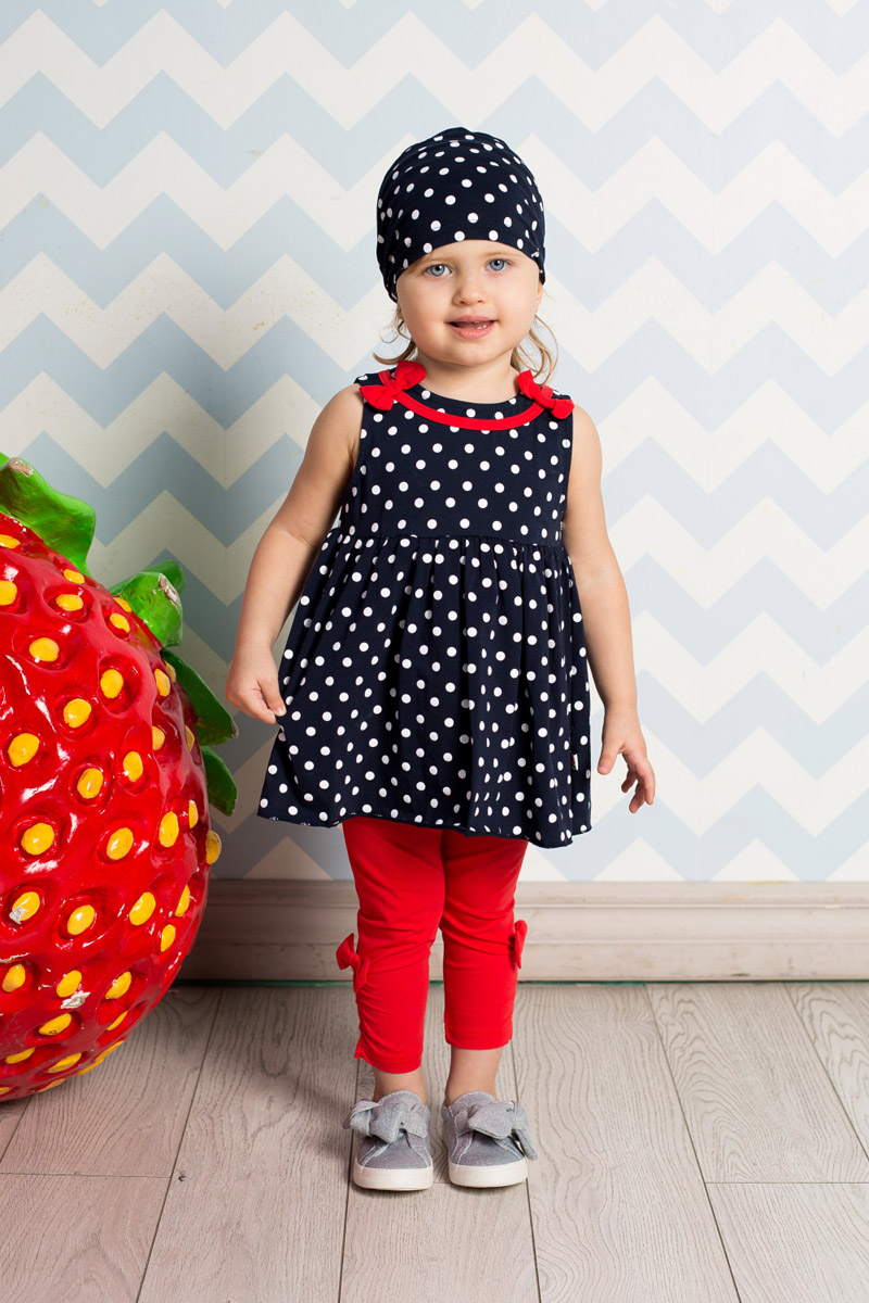 Лосины для девочки Sweet Berry Baby, цвет: красный. 712033. Размер 98712033 Лосины для девочки Sweet Berry Baby, цвет: красный. 712033. Размер 98712033Яркие лосины для девочки Sweet Berry выполнены из качественного хлопкового материала. Укороченная модель стандартной посадки на талии имеет пояс на мягкой резинке. Низ брючин с боков оформлен эластичной сборкой и бантиками.