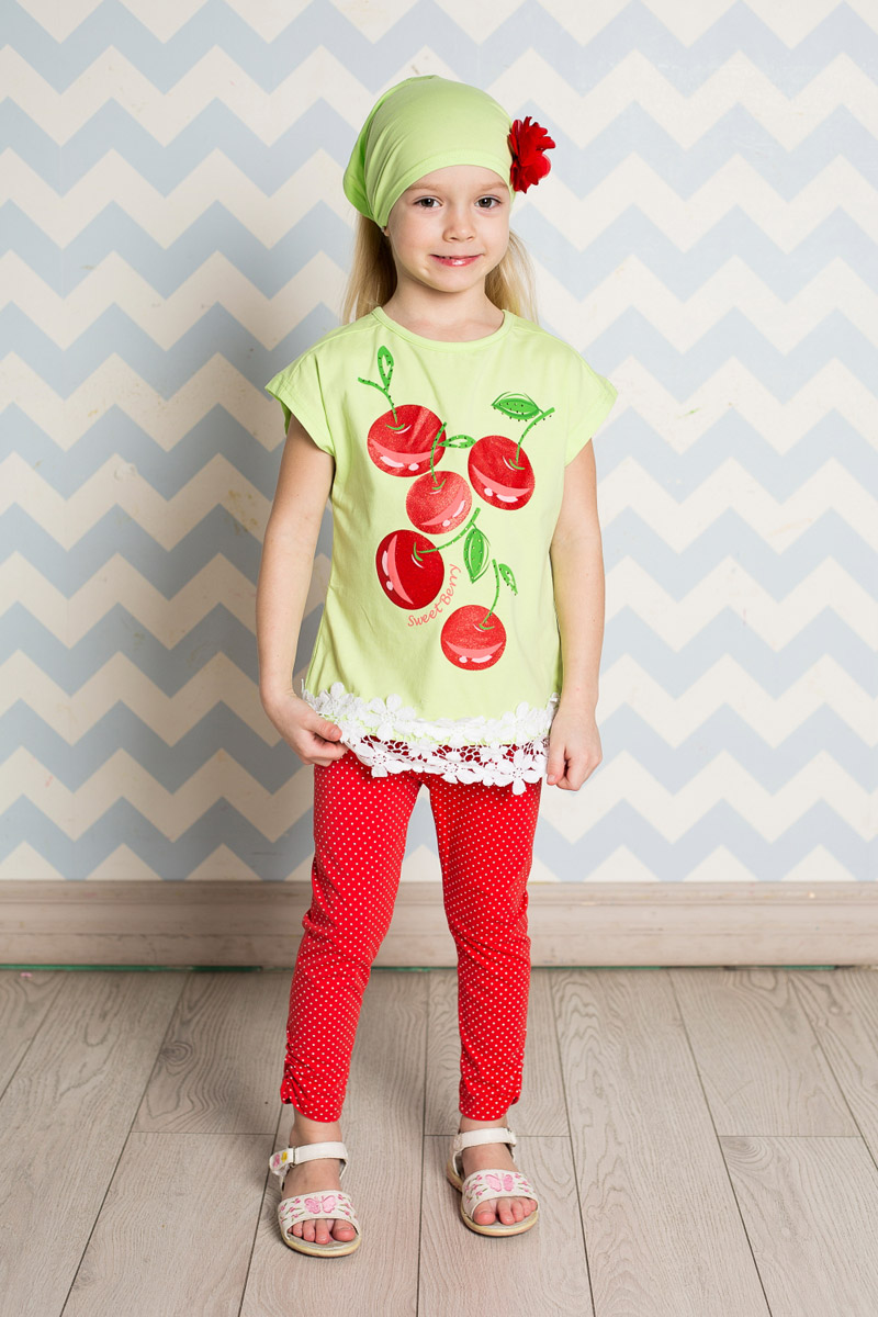 Лосины для девочки Sweet Berry, цвет: красный. 714156. Размер 110714156 Лосины для девочки Sweet Berry, цвет: красный. 714156. Размер 110714156Яркие лосины для девочки Sweet Berry выполнены из качественного хлопкового материала в мелкий горошек. Изделие стандартной посадки на талии имеет пояс на мягкой резинке. Низ брючин с боков оформлен эластичной сборкой.