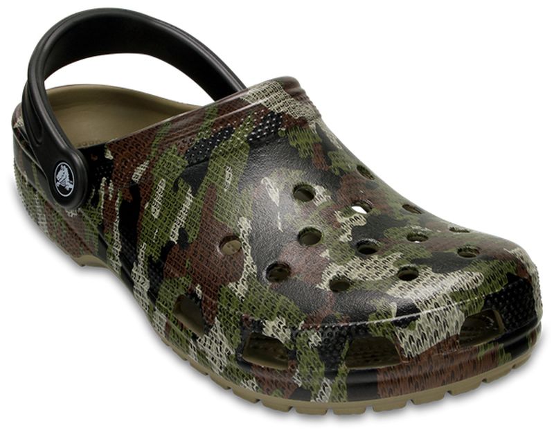 Сабо Crocs Classic Camo Clog, цвет: хаки. 204154-260. Размер 8-10 (40/41 )204154-260 Сабо Crocs Classic Camo Clog, цвет: хаки. 204154-260. Размер 8-10 (40/41 )204154-260Сабо Crocs придутся вам по душе. Рельефная поверхность верхней части подошвы комфортна при движении. Рифленое основание подошвы гарантирует идеальное сцепление с любой поверхностью. Такие сабо - отличное решение для каждодневного использования!