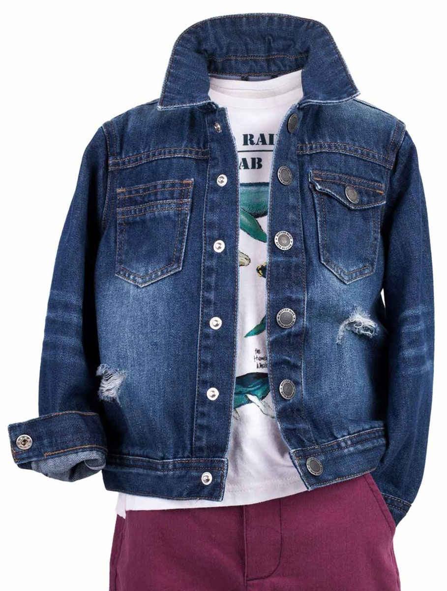 Куртка джинсовая для мальчика Button Blue Main, цвет: синий. 117BBBC4001D500. Размер 98, 3 года117BBBC4001D500 Куртка джинсовая для мальчика Button Blue Main, цвет: синий. 117BBBC4001D500. Размер 98, 3 года117BBBC4001D500Джинсовая куртка для мальчика - базовая вещь весенне-летнего гардероба. Она отлично сочетается с брюками, шортами, бриджами, делая комплект интересным и завершенным. Вы хотите, чтобы ваш ребенок был в тренде? Тогда джинсовая куртка от Button Blue с модными потертостями, заминами, варкой - лучший вариант!