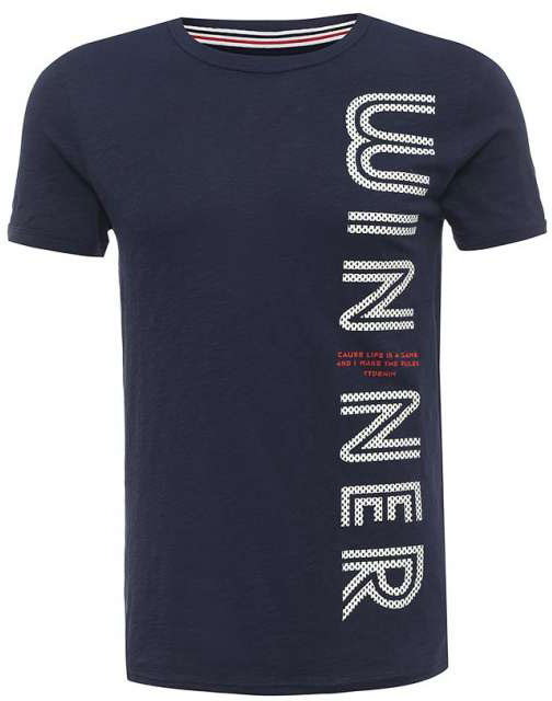 Футболка мужская Tom Tailor Denim, цвет: темно-синий. 1037252.03.12_6740. Размер XXL (54)1037252.03.12_6740 Футболка мужская Tom Tailor Denim, цвет: темно-синий. 1037252.03.12_6740. Размер XXL (54)1037252.03.12_6740Мужская футболка Tom Tailor Denim выполнена из натурального хлопка. Модель с круглым вырезом горловины и короткими рукавами оформлена крупной принтовой надписью.Такая футболка станет стильным дополнением к вашему гардеробу, она подарит вам комфорт в течение всего дня!