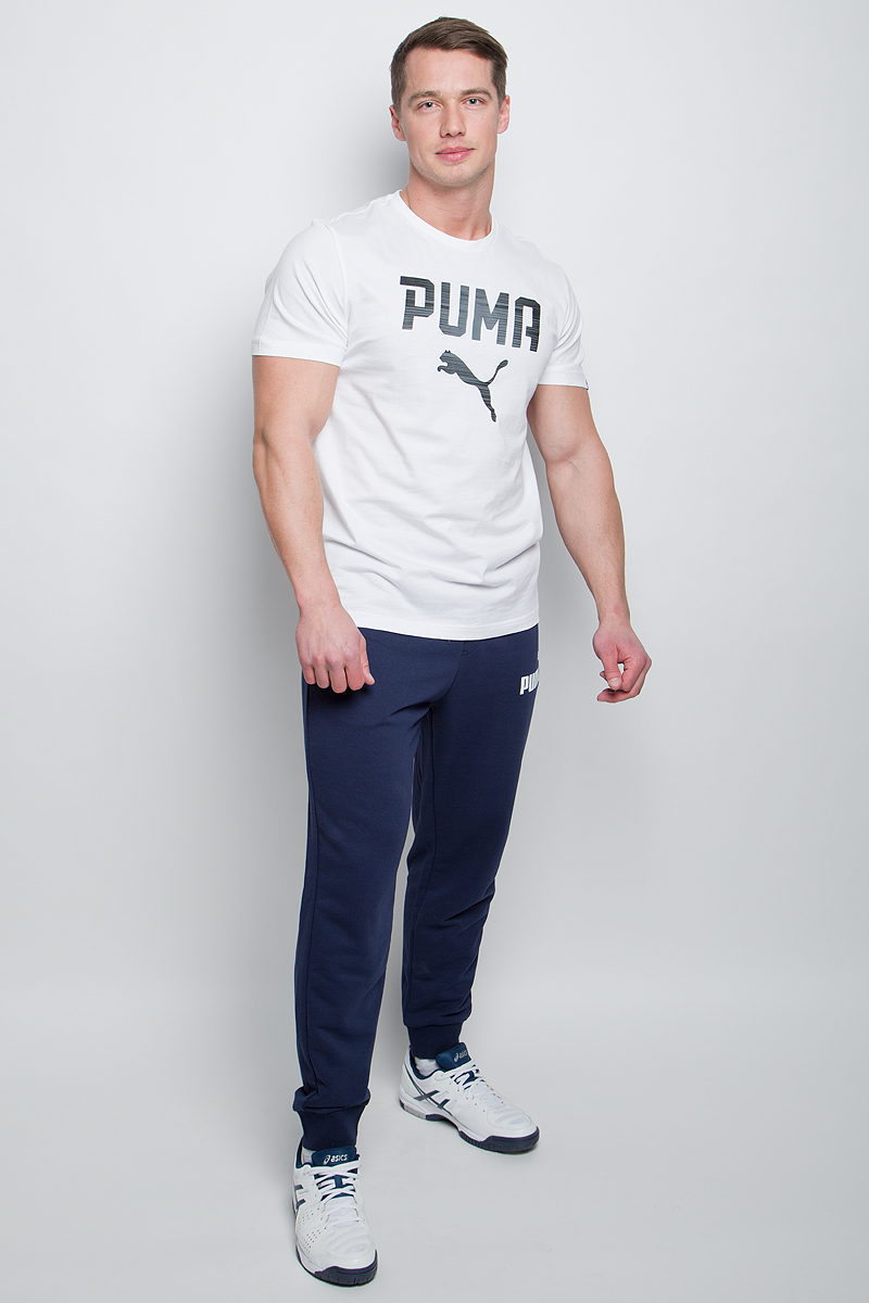 Брюки спортивные мужские Puma ESS No.1 Sweat PantsTR cl, цвет: синий. 838265_06. Размер L (50/52)838265_06 Брюки спортивные мужские Puma ESS No.1 Sweat PantsTR cl, цвет: синий. 838265_06. Размер L (50/52)838265_06Мужские спортивные брюки ESS No.1 Sweat Pants TR cl изготовлены из хлопка с добавлением полиэстера. Среди отличительных особенностей изделия - пояс с продернутыми затягивающимися шнурами, карманы в швах, нашитая сверху задняя кокетка для лучшей посадки по фигуре, а также отделка манжет по низу штанин трикотажем в резинку. Брюки декорированы прорезиненным логотипом PUMA.